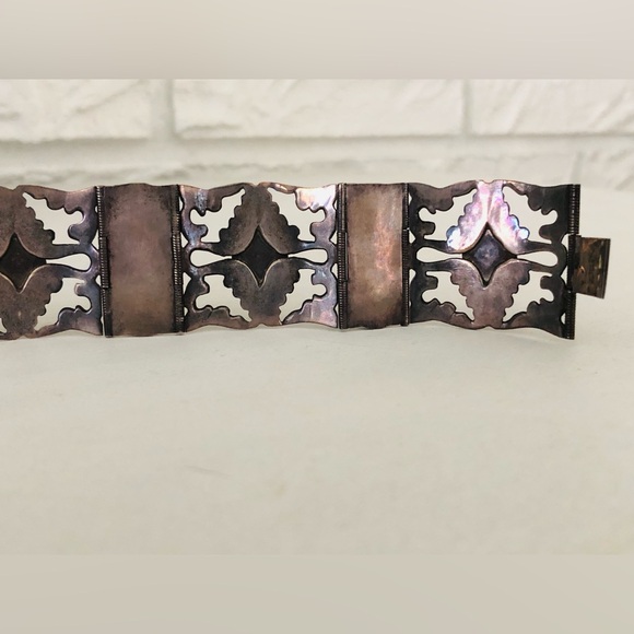 Beautiful Pre Eagle 1940’s Mexican 4 Panel Aztec Face Design - Sterling Bracelet - Picture 8 of 14